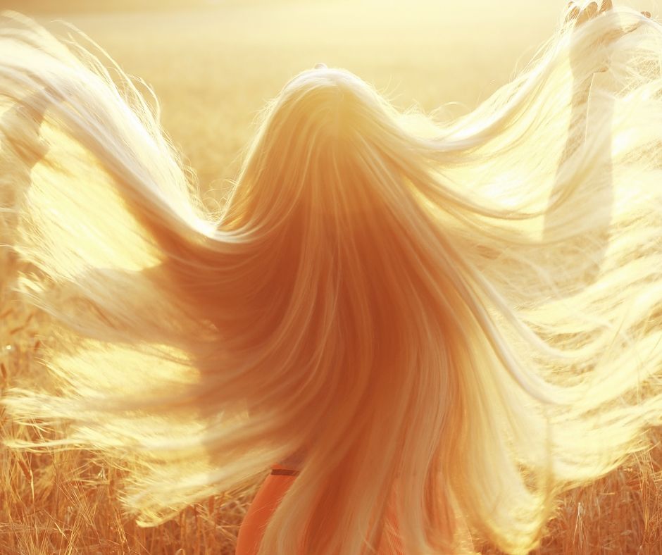 Les secrets d'une chevelure de rêve : 4 astuces pour des cheveux sublimes - Omad's