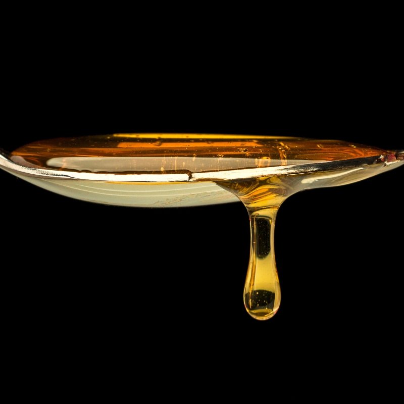 Honey: the natural secret for healthy, shiny hair - Omad's