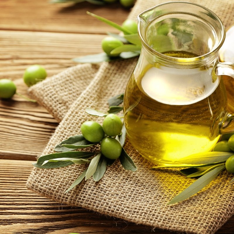 Reveal the splendor of your hair with the secrets of olive oil: must-have tips! - Omad's